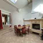 Σπίτι διακοπών Small Artist's House I Petite Maison D'artiste Saint-Michel-de-Lanès